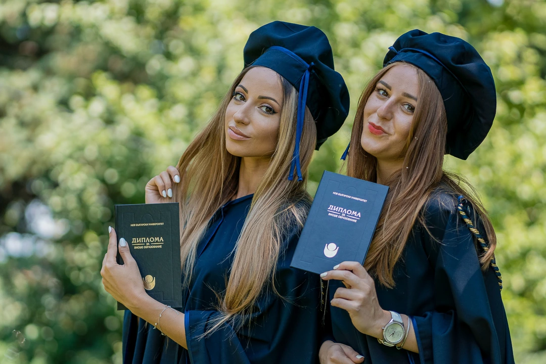 Фотосесия за завършване и матура - студентски снимки